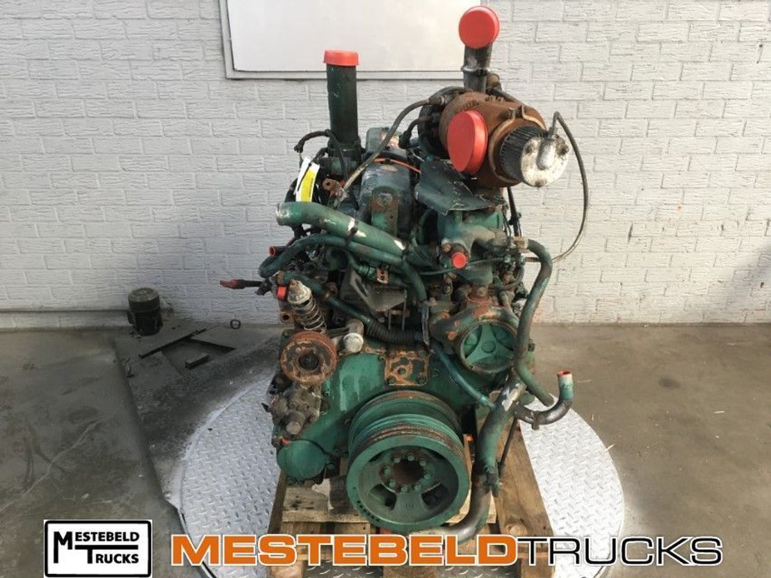 Volvo Motor D7C 275 EC 99 - Motor por Camião: foto 1 Volvo Motor D7C 275 EC 99 - Motor por Camião: foto 1