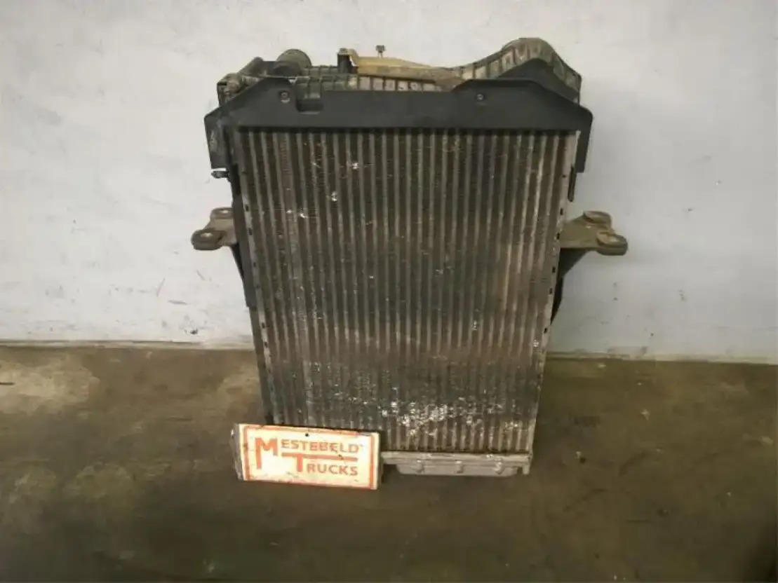 Volvo Radiateur + Intercooler FE - Sistema de arrefecimento por Camião: foto 1 Volvo Radiateur + Intercooler FE - Sistema de arrefecimento por Camião: foto 1