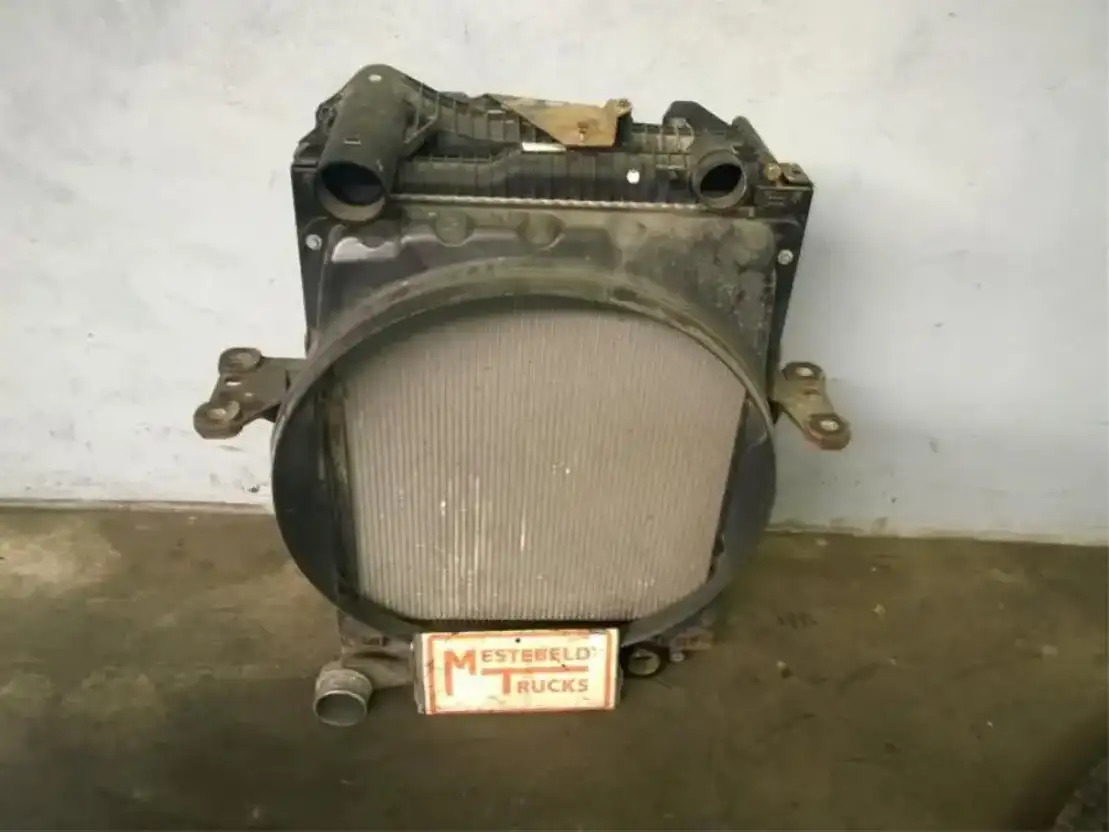 Volvo Radiateur + Intercooler FE - Sistema de arrefecimento por Camião: foto 1 Volvo Radiateur + Intercooler FE - Sistema de arrefecimento por Camião: foto 1