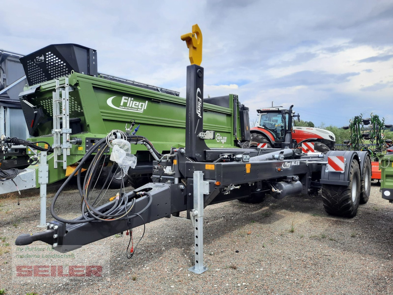 Fliegl HKL 22 Jumbo Abrollkipper - Reboque ampliroll/ Multibenne: foto 1 Fliegl HKL 22 Jumbo Abrollkipper - Reboque ampliroll/ Multibenne: foto 1