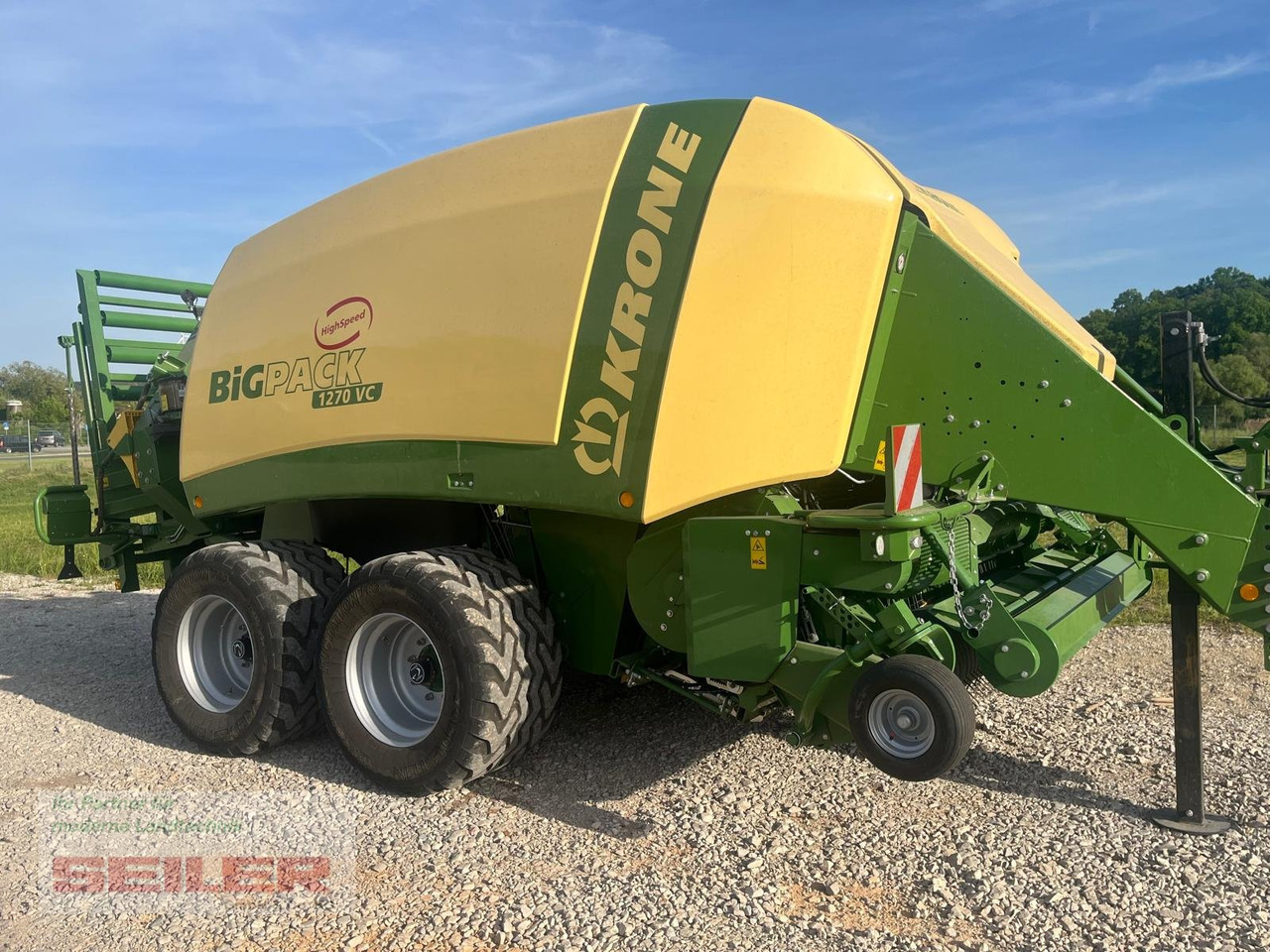 Krone Big Pack 1270 VC - Enfardadeira de fardos quadrados, Empacotador de fardos: foto 1 Krone Big Pack 1270 VC - Enfardadeira de fardos quadrados, Empacotador de fardos: foto 1