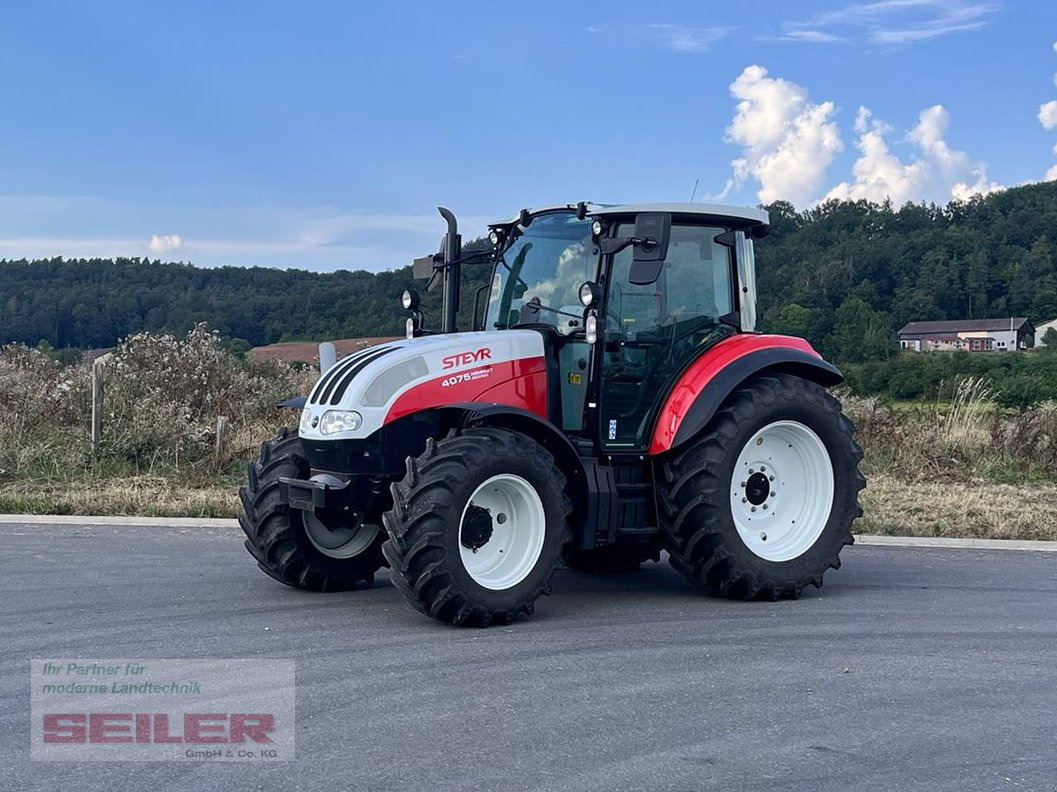 Steyr Kompakt 4075 HILO - Trator: foto 1 Steyr Kompakt 4075 HILO - Trator: foto 1