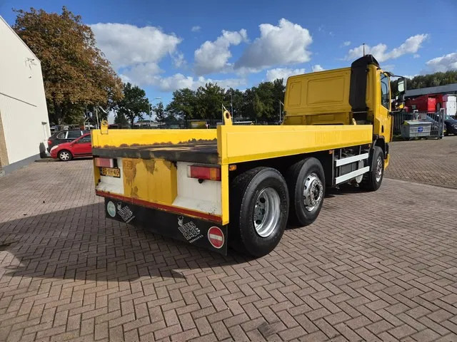 DAF CF 75.250 6x2 Euro 2 Automatic NL-Truck Original KM'S - Camião chassi: foto 4 DAF CF 75.250 6x2 Euro 2 Automatic NL-Truck Original KM'S - Camião chassi: foto 4