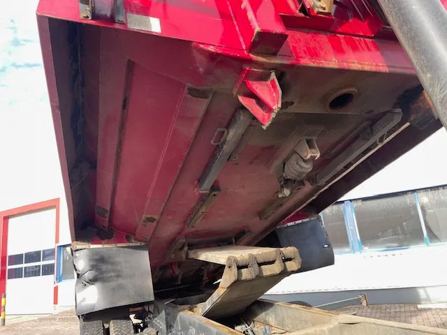 Camião basculante Iveco Eurotrakker 340 380 8X4 Euro 2: foto 8