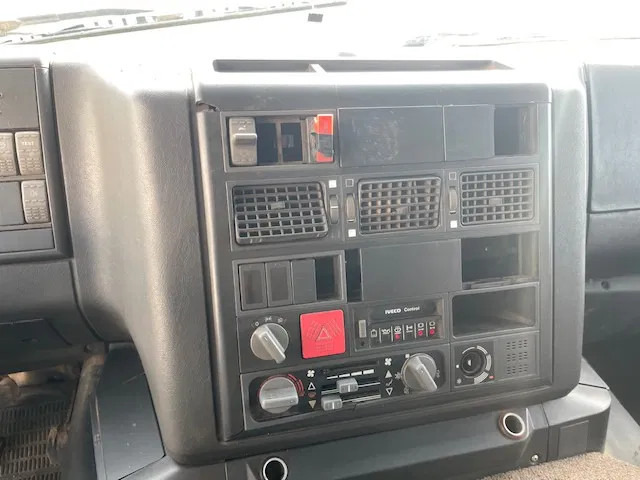 Camião basculante Iveco Eurotrakker 340 380 8X4 Euro 2: foto 13