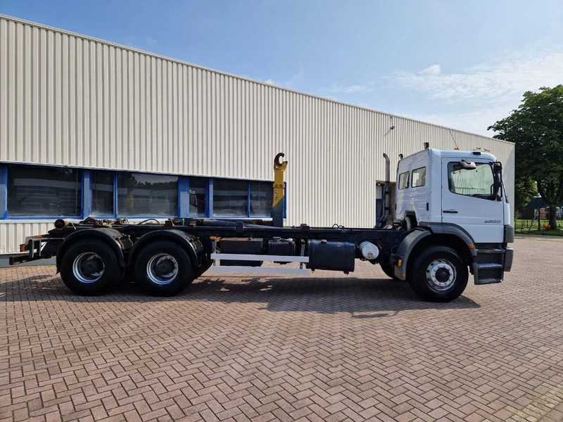 Mercedes-Benz Atego 2628 6x4 Euro 3 Manual Gear full steel suspension - Camião polibenne: foto 4 Mercedes-Benz Atego 2628 6x4 Euro 3 Manual Gear full steel suspension - Camião polibenne: foto 4