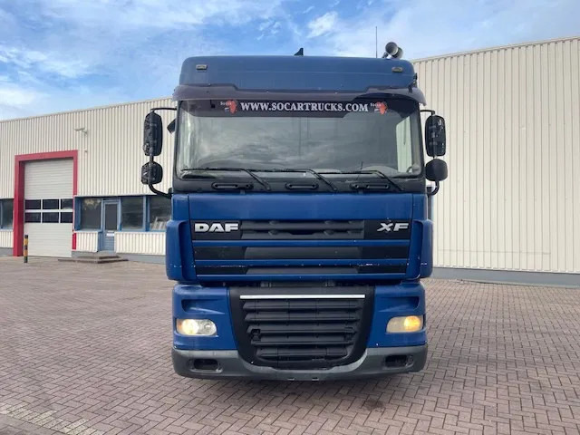 DAF XF 105.460 Manual gear - Tractor: foto 2 DAF XF 105.460 Manual gear - Tractor: foto 2