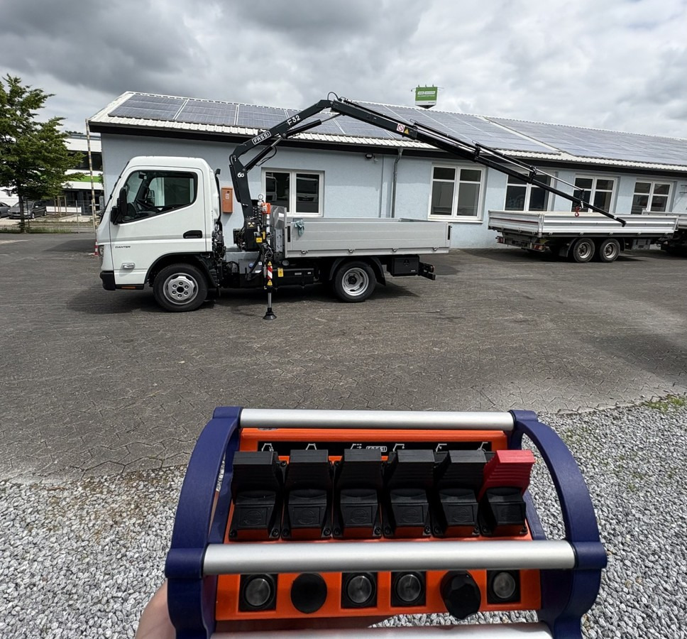 FUSO 3S15 Alu Pritsche 2.80m Ladekran Funk! sofort ve - Camião grua: foto 5 FUSO 3S15 Alu Pritsche 2.80m Ladekran Funk! sofort ve - Camião grua: foto 5
