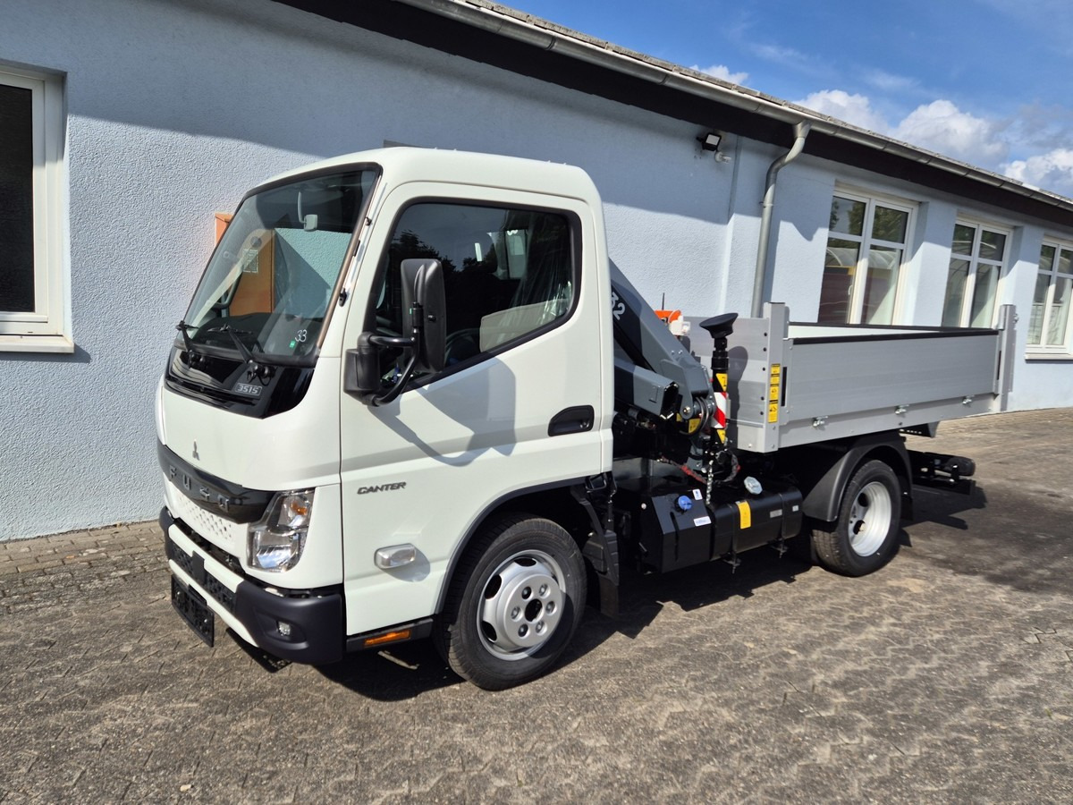 FUSO 3S15 Kipper mit Ladekran Funk 3x hydr. Kran - Carrinha basculante: foto 4 FUSO 3S15 Kipper mit Ladekran Funk 3x hydr. Kran - Carrinha basculante: foto 4