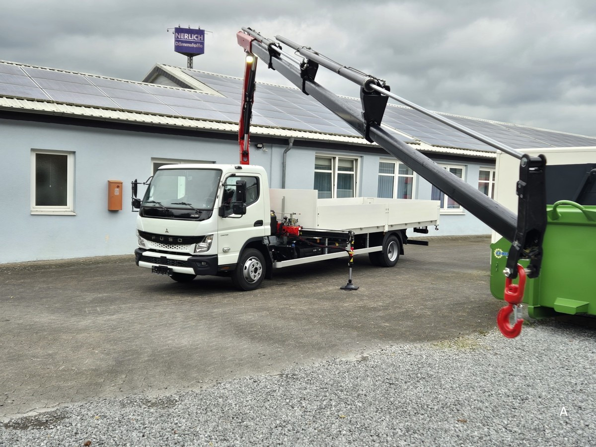 FUSO FUSO 9C18 Canter Alu Pritsche 5.5m Kran 3x hydr. - Carrinha de caixa aberta: foto 1 FUSO FUSO 9C18 Canter Alu Pritsche 5.5m Kran 3x hydr. - Carrinha de caixa aberta: foto 1