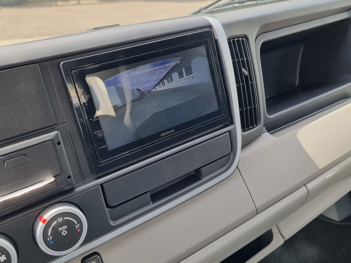 Carrinha de caixa aberta novo FUSO FUSO 9C18 Canter Alu Pritsche 6m x 2.3m slim Ver: foto 14