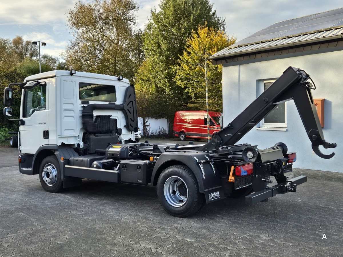 Camião polibenne MAN TGL 8.190 BL City Abrollkipper Aut., 2 x AHK sof: foto 8