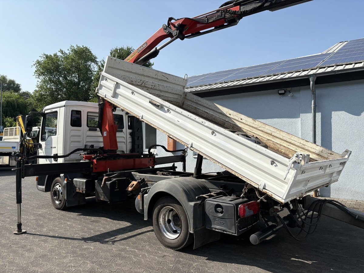 MAN TGL 8.210 Meiller Dreiseitenkipper mit Ladekran - Carrinha basculante: foto 2 MAN TGL 8.210 Meiller Dreiseitenkipper mit Ladekran - Carrinha basculante: foto 2