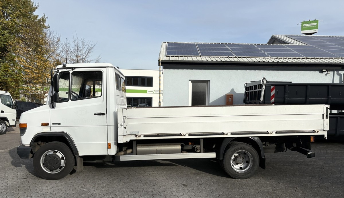 MERCEDES-BENZ Vario 816D Alupritsche 1 Hand - Carrinha de caixa aberta: foto 3 MERCEDES-BENZ Vario 816D Alupritsche 1 Hand - Carrinha de caixa aberta: foto 3