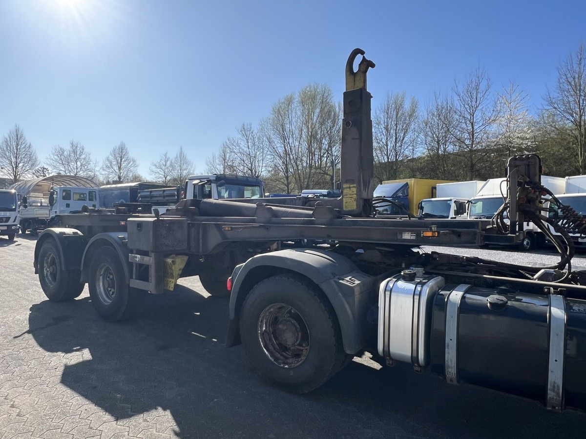SHL20 Abrollkipper Hyva 30.65.SK1 Knick/Tele - Semi-reboque transportador de contêineres/ Caixa móvel: foto 4 SHL20 Abrollkipper Hyva 30.65.SK1 Knick/Tele - Semi-reboque transportador de contêineres/ Caixa móvel: foto 4