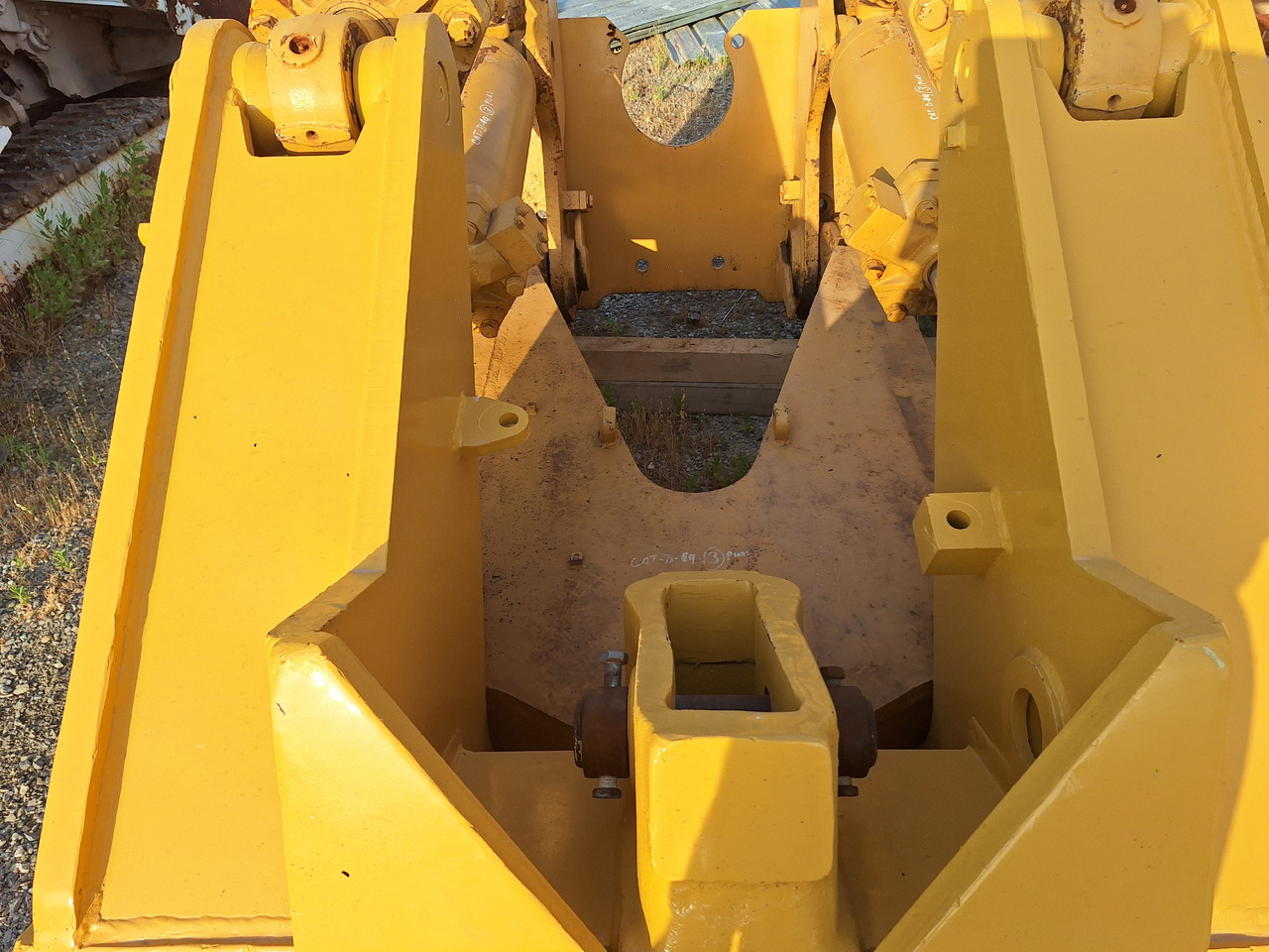 CATERPILLAR D9G-H - Escarificador por Buldôzer: foto 5 CATERPILLAR D9G-H - Escarificador por Buldôzer: foto 5