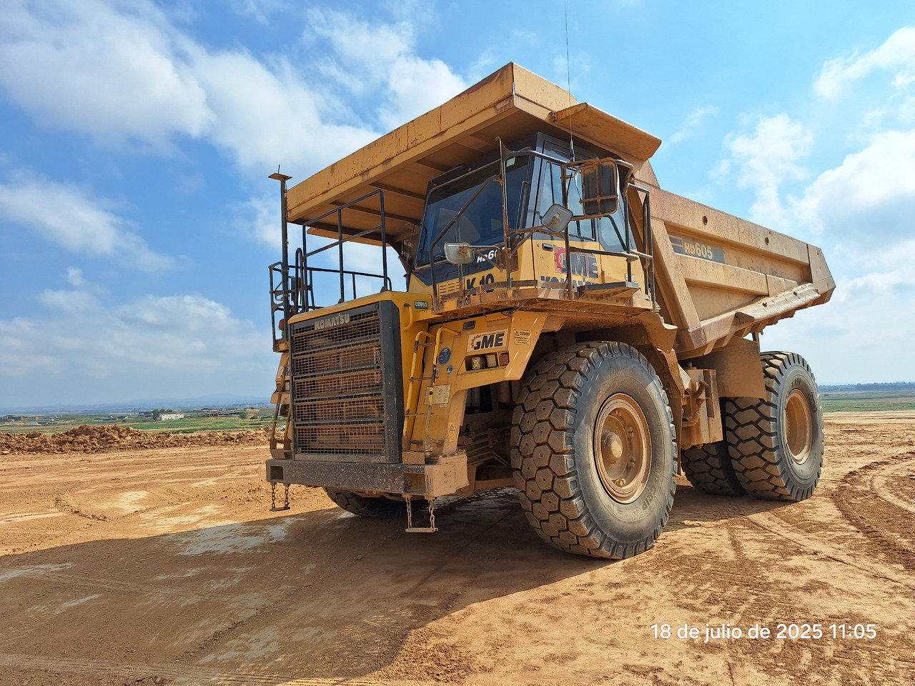 KOMATSU HD605 7-EO - Caminhão fora de estrada: foto 1 KOMATSU HD605 7-EO - Caminhão fora de estrada: foto 1