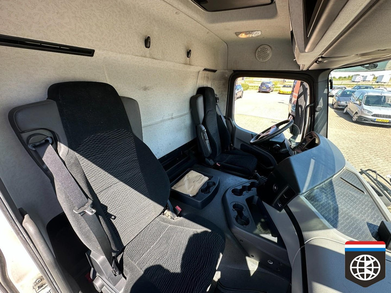 Camião de lona Mercedes-Benz ANTOS: foto 15