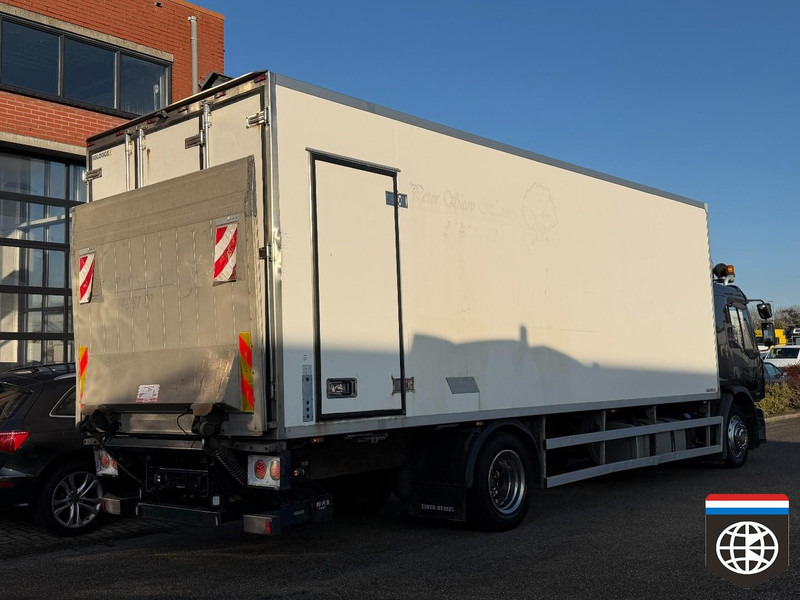 Renault Premium 300 CARRIER deepfreezer -30oC - Taillift - Sleeper Cab - Camião frigorífico: foto 5 Renault Premium 300 CARRIER deepfreezer -30oC - Taillift - Sleeper Cab - Camião frigorífico: foto 5