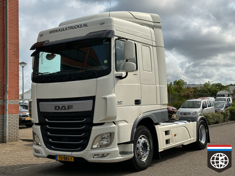 DAF XF 460 FT RETARDER - Full spoiler - 2x tank - Tractor: foto 2 DAF XF 460 FT RETARDER - Full spoiler - 2x tank - Tractor: foto 2
