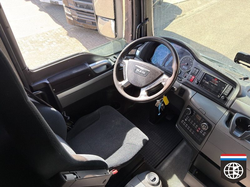 Tractor MAN TGX 18 480 RETARDER / CLEAN TRUCK / 2x TANK / NIGHT AC: foto 13