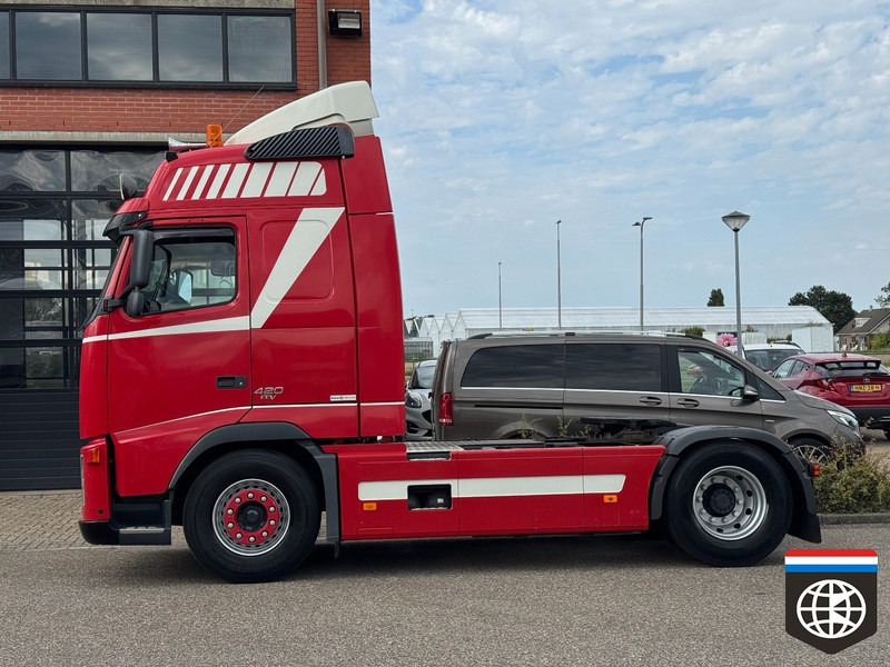 Volvo FH12 4X2T FAL8.0 RAD-A4 420 euro 3 - Globe - 2x TANK - Full spoiler - Tractor: foto 4 Volvo FH12 4X2T FAL8.0 RAD-A4 420 euro 3 - Globe - 2x TANK - Full spoiler - Tractor: foto 4