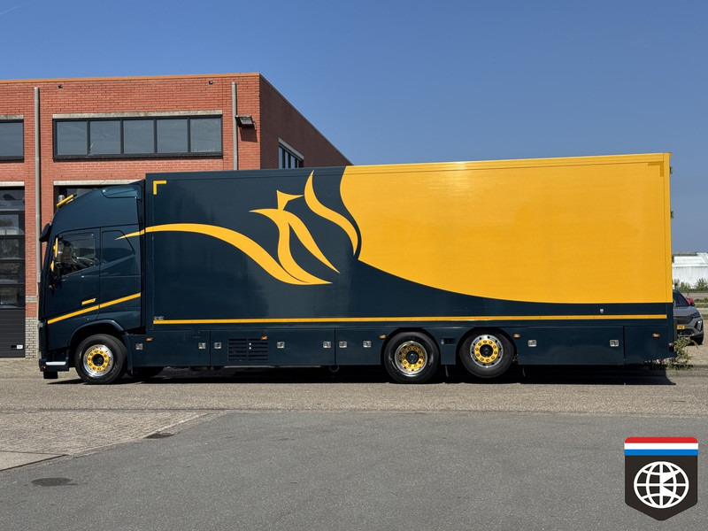 Volvo FH 420 6X2/4 - SHOWTRUCK - FLOWERS / RACE / HORSE - CONCOURSTAAT!! - Camião frigorífico: foto 3 Volvo FH 420 6X2/4 - SHOWTRUCK - FLOWERS / RACE / HORSE - CONCOURSTAAT!! - Camião frigorífico: foto 3