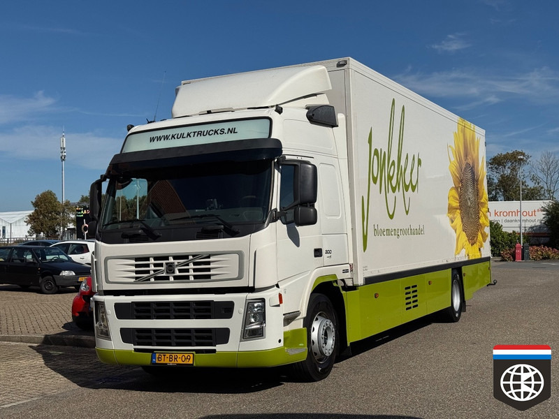 Volvo FM 300 - FRIGO BOX TRUCK + Taillift - New tyres - CONCOURSTAAT - Camião frigorífico: foto 2 Volvo FM 300 - FRIGO BOX TRUCK + Taillift - New tyres - CONCOURSTAAT - Camião frigorífico: foto 2
