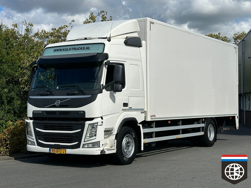 Volvo FM TAIL LIFT / GOOD TIRES / AC - Camião furgão: foto 1 Volvo FM TAIL LIFT / GOOD TIRES / AC - Camião furgão: foto 1