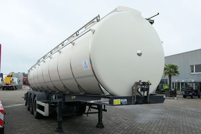 Semirreboque tanque para transporte de leite Berger SAPL 24 SATA, Isoliert, 32m³, 4 Kammern, SAF: foto 6