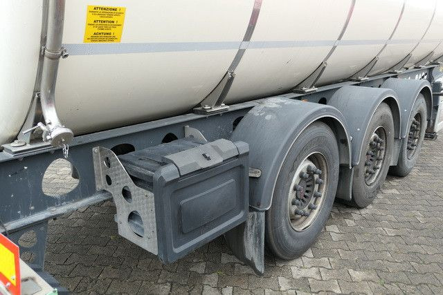 Semirreboque tanque para transporte de leite Berger SAPL 24 SATA, Isoliert, 32m³, 4 Kammern, SAF: foto 8