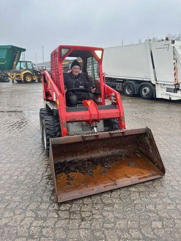 Bobcat S 130, S.W.S., 3. Steuerkreis, Div. Anbaugeräte - Mini pá carregadora: foto 4 Bobcat S 130, S.W.S., 3. Steuerkreis, Div. Anbaugeräte - Mini pá carregadora: foto 4