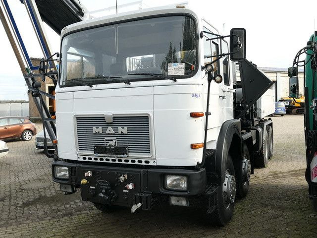 MAN 34.440 8x8, Allrad, Kran, 2x Seilwinde, 2x AHK - Camião, Camião grua: foto 5 MAN 34.440 8x8, Allrad, Kran, 2x Seilwinde, 2x AHK - Camião, Camião grua: foto 5