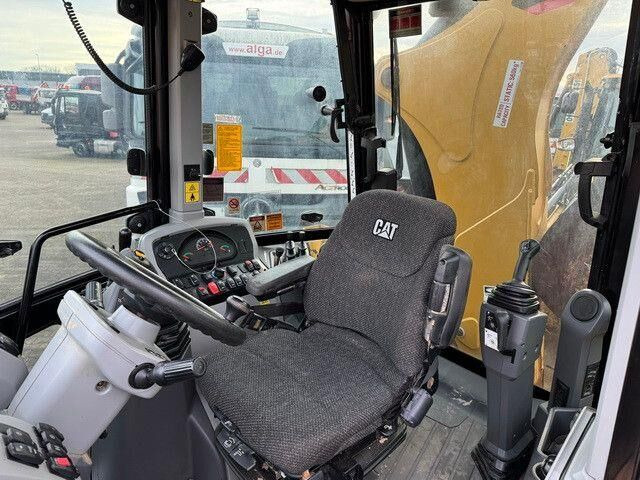 Caterpillar 432F2, 4+1 Schaufel, Telestiel, Klima, Löffel - Retroescavadeira: foto 3 Caterpillar 432F2, 4+1 Schaufel, Telestiel, Klima, Löffel - Retroescavadeira: foto 3