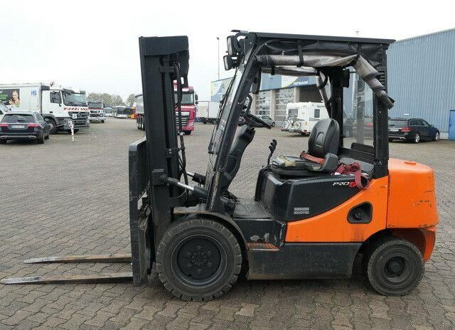 Doosan D35 C-5, 6m Hubhöhe, Freihub, 3,5to. Traglast - Empilhadeira a diesel: foto 3 Doosan D35 C-5, 6m Hubhöhe, Freihub, 3,5to. Traglast - Empilhadeira a diesel: foto 3