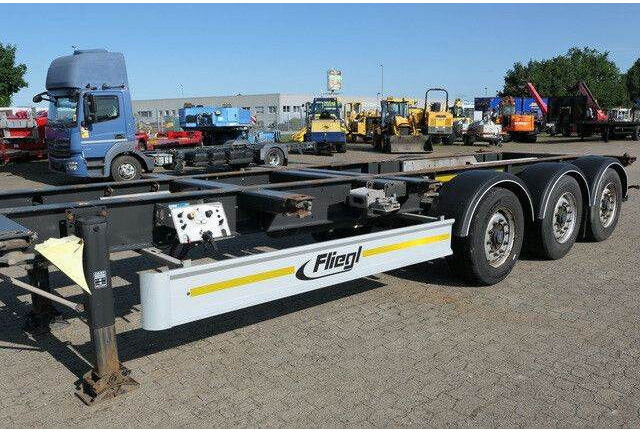 Fliegl SDS 380 SDS01, 20/30 & 40 Fuß Container, BPW - Semi-reboque baixa: foto 3 Fliegl SDS 380 SDS01, 20/30 & 40 Fuß Container, BPW - Semi-reboque baixa: foto 3