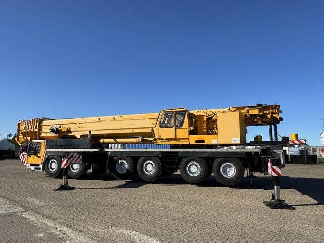Grove GMK6300 300/330 Tonnen, Wippspitze, TOP-Zustand - Grua todo o terreno: foto 4 Grove GMK6300 300/330 Tonnen, Wippspitze, TOP-Zustand - Grua todo o terreno: foto 4