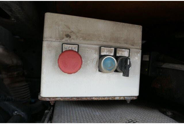 Iveco 160 E EuroCargo 4x2, VDL P-10, teleskop., Funk - Camião com sistema de cabo: foto 3 Iveco 160 E EuroCargo 4x2, VDL P-10, teleskop., Funk - Camião com sistema de cabo: foto 3