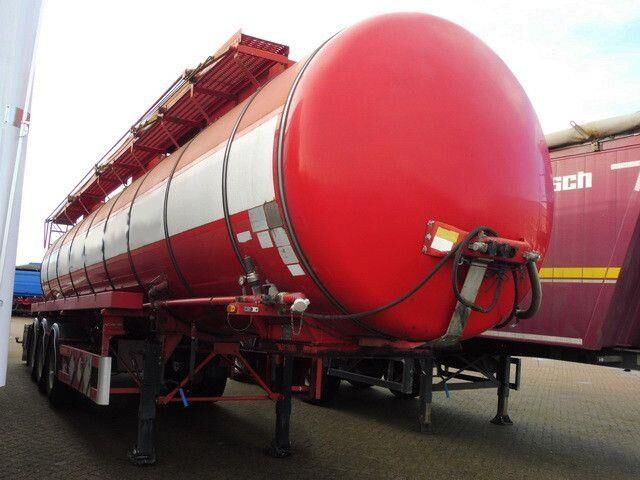 Kässbohrer Isoliert, Chemie, V2A, 32m³,Kompresor,Alu-Felgen - Semirreboque tanque: foto 2 Kässbohrer Isoliert, Chemie, V2A, 32m³,Kompresor,Alu-Felgen - Semirreboque tanque: foto 2