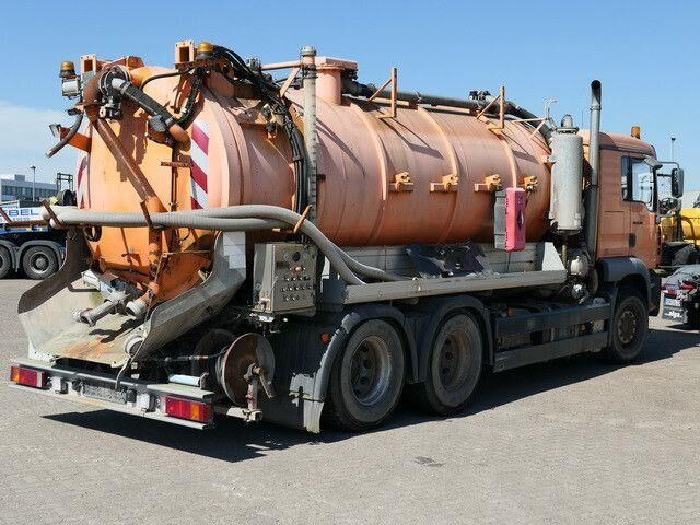 MAN 26.360 FDLC 6x4, Saug- u. Spülaufbau, 14m³ - Caminhão limpa fossa: foto 5 MAN 26.360 FDLC 6x4, Saug- u. Spülaufbau, 14m³ - Caminhão limpa fossa: foto 5