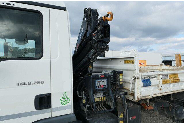 MAN 8.220 TGL BB, Hiab 055 BS-2, Greifer, AHK, Funk - Camião basculante: foto 3 MAN 8.220 TGL BB, Hiab 055 BS-2, Greifer, AHK, Funk - Camião basculante: foto 3