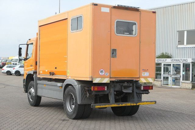Mercedes-Benz 1518 A Atego 4X4, Klima, AHK, Allrad, Rolltor - Camião furgão: foto 3 Mercedes-Benz 1518 A Atego 4X4, Klima, AHK, Allrad, Rolltor - Camião furgão: foto 3