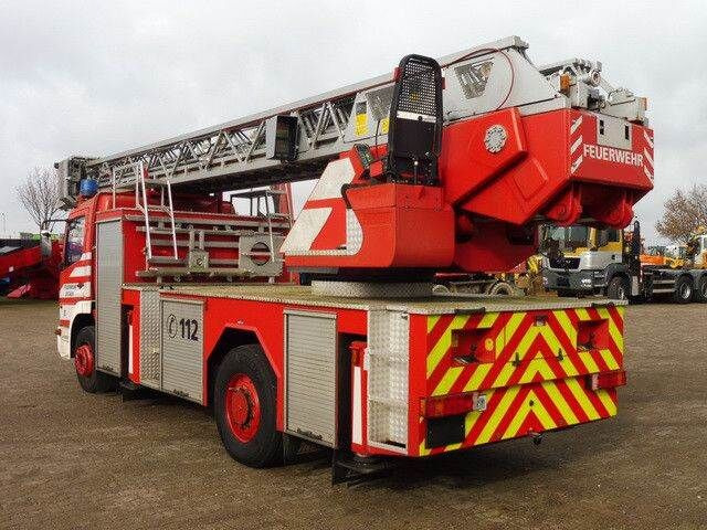 Mercedes-Benz 1528 ATEGO 4x2, Drehleiter DL23-12, Metz, 30m - Carro de bombeiro: foto 3 Mercedes-Benz 1528 ATEGO 4x2, Drehleiter DL23-12, Metz, 30m - Carro de bombeiro: foto 3