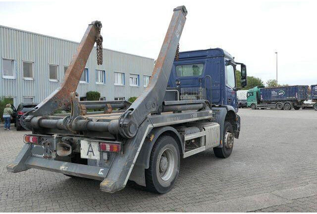 Mercedes-Benz 1832 K Arocs 4x2, Hiab SLT 140, teleskop., Klima - Camião com sistema de cabo: foto 3 Mercedes-Benz 1832 K Arocs 4x2, Hiab SLT 140, teleskop., Klima - Camião com sistema de cabo: foto 3