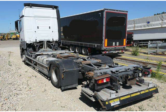 Mercedes-Benz 1842 L Actros/LBW/Retarder/BDF - Camião chassi: foto 4 Mercedes-Benz 1842 L Actros/LBW/Retarder/BDF - Camião chassi: foto 4