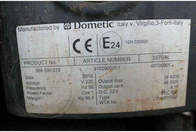 Camião basculante Mercedes-Benz 2030 L Antos 4x2, Kran,Generator,Plane,Hydraulik: foto 9 Camião basculante Mercedes-Benz 2030 L Antos 4x2, Kran,Generator,Plane,Hydraulik: foto 9