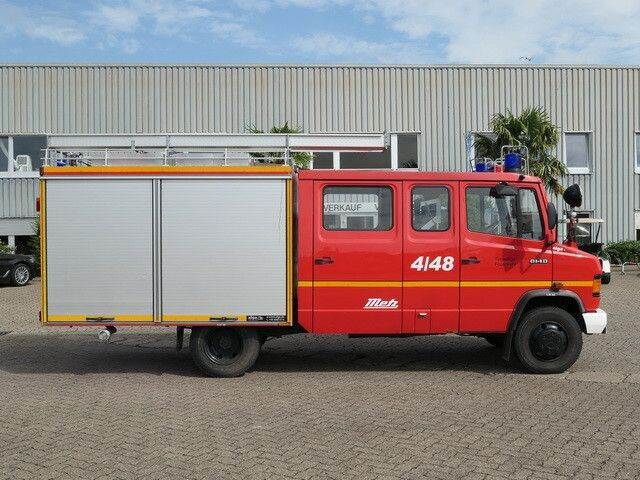 Mercedes-Benz 814 D/Feuerwehr/Metz/Wassertank/Pumpe - Carro de bombeiro: foto 2 Mercedes-Benz 814 D/Feuerwehr/Metz/Wassertank/Pumpe - Carro de bombeiro: foto 2
