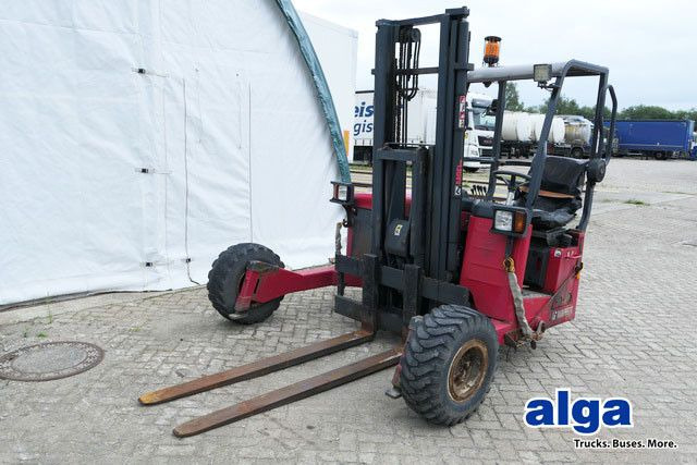 Moffett M4 25.3, Mitnahmestapler, 2.500kg, 3m Hubhöhe - Empilhadeira montada em caminhão: foto 1 Moffett M4 25.3, Mitnahmestapler, 2.500kg, 3m Hubhöhe - Empilhadeira montada em caminhão: foto 1