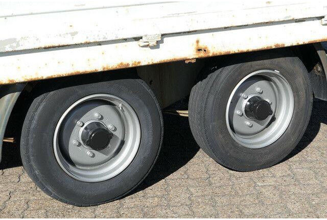 Müller-Mitteltal ETÜ-TA, Tandem, 5.100mm lang, Zurrösen,Tieflader - Reboque plataforma/ Caixa aberta: foto 4 Müller-Mitteltal ETÜ-TA, Tandem, 5.100mm lang, Zurrösen,Tieflader - Reboque plataforma/ Caixa aberta: foto 4