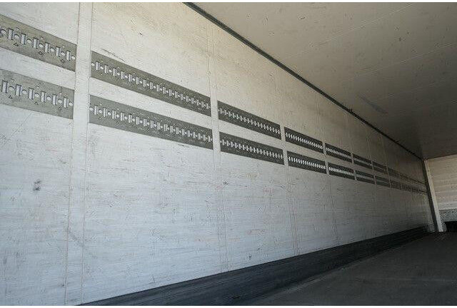 Schmitz Cargobull SKO 24/L 13.62 FP, Isoliert, Verzinkt, Luft-Lift - Semi-reboque furgão: foto 4 Schmitz Cargobull SKO 24/L 13.62 FP, Isoliert, Verzinkt, Luft-Lift - Semi-reboque furgão: foto 4